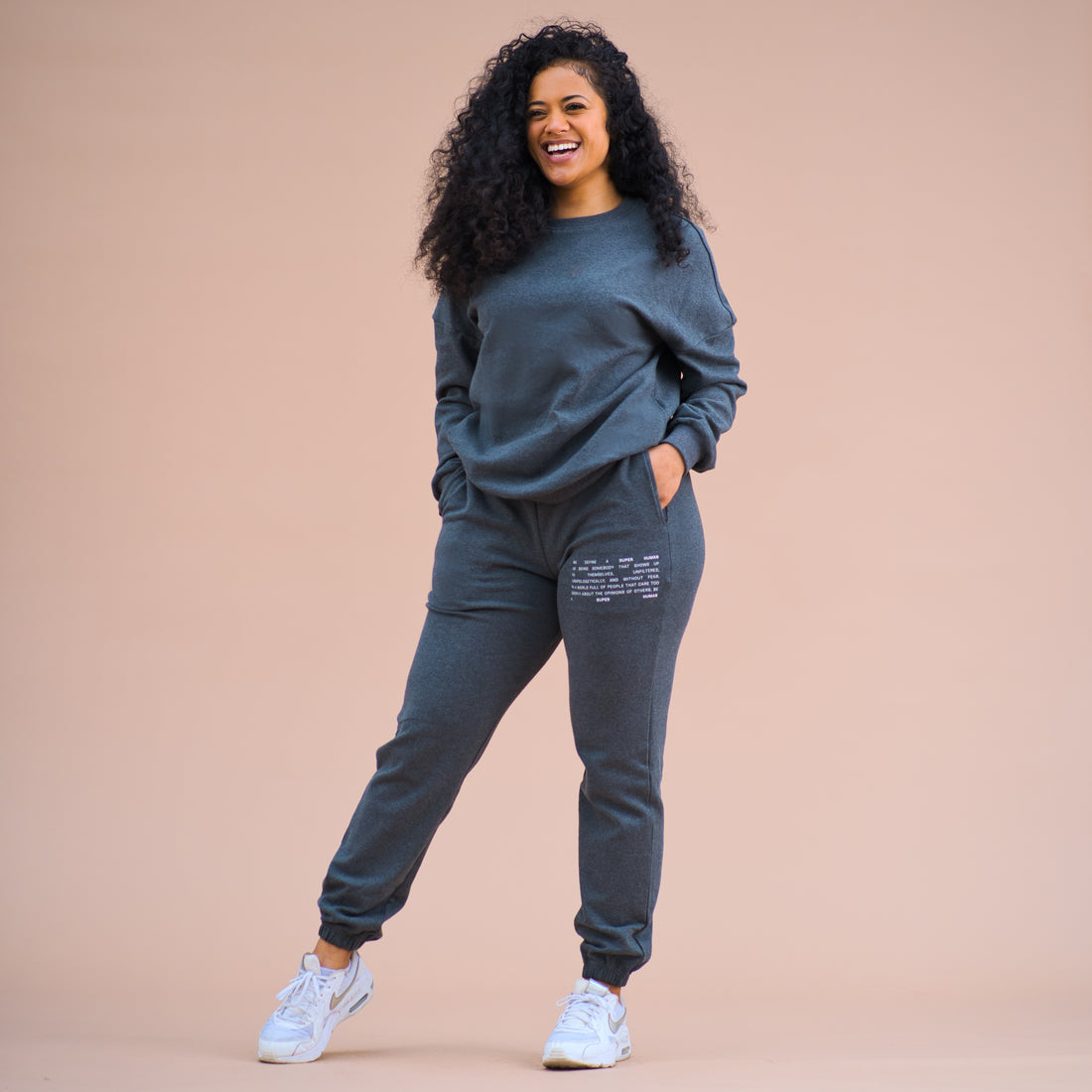 SUPERHUMAN Luxe Fleece Pullover-Charcoal