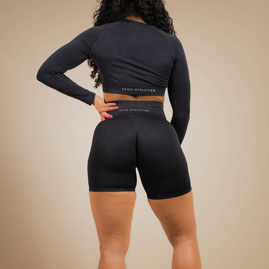 The Essentials: Seamless Shorts